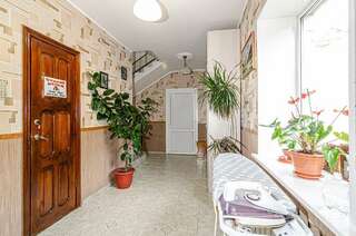 Гостевой дом Натали Анапа Стандартный семейный номер-11